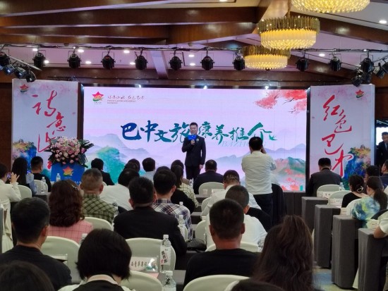 云图片