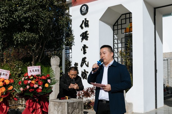 云图片