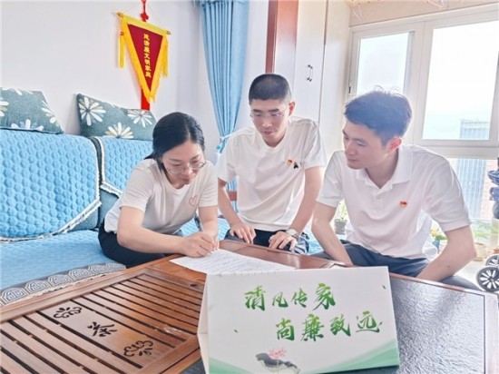 云图片
