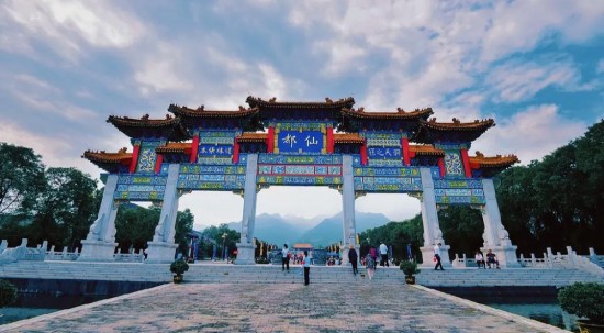 云图片