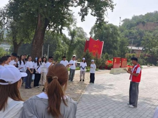 云图片